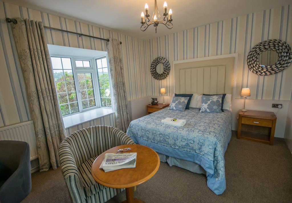 Old Kings Arms Hotel Pembroke Eksteriør billede